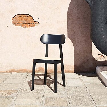 118 - Der klassische Holzstuhl von heute