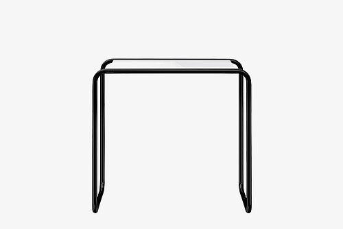 side and nesting table B 9 d 