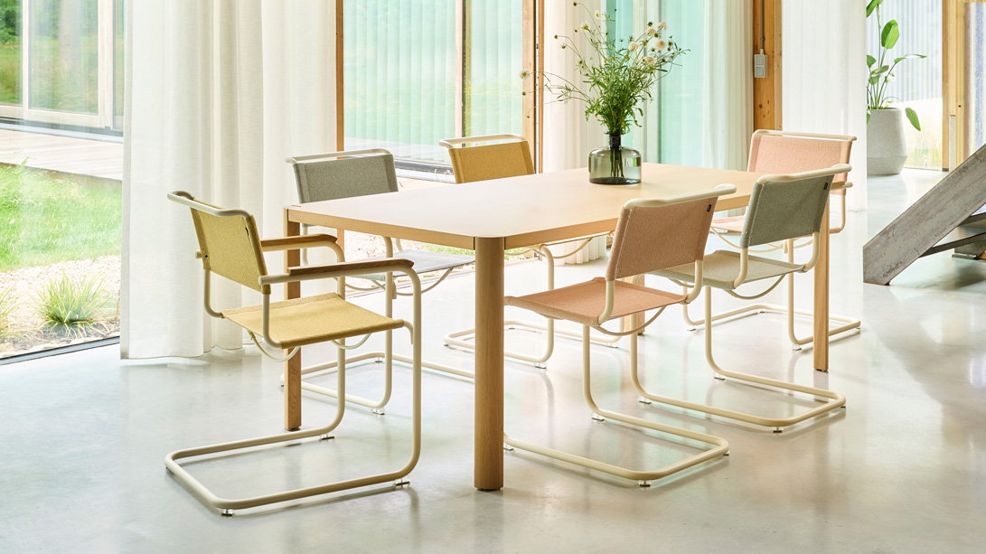 【希少】BAUHAUS THONET postmodern ヴィンテージ 4脚 希少】BAUHAUS THONET postmodern ヴィンテージ 4脚 希少】BAUHAUS