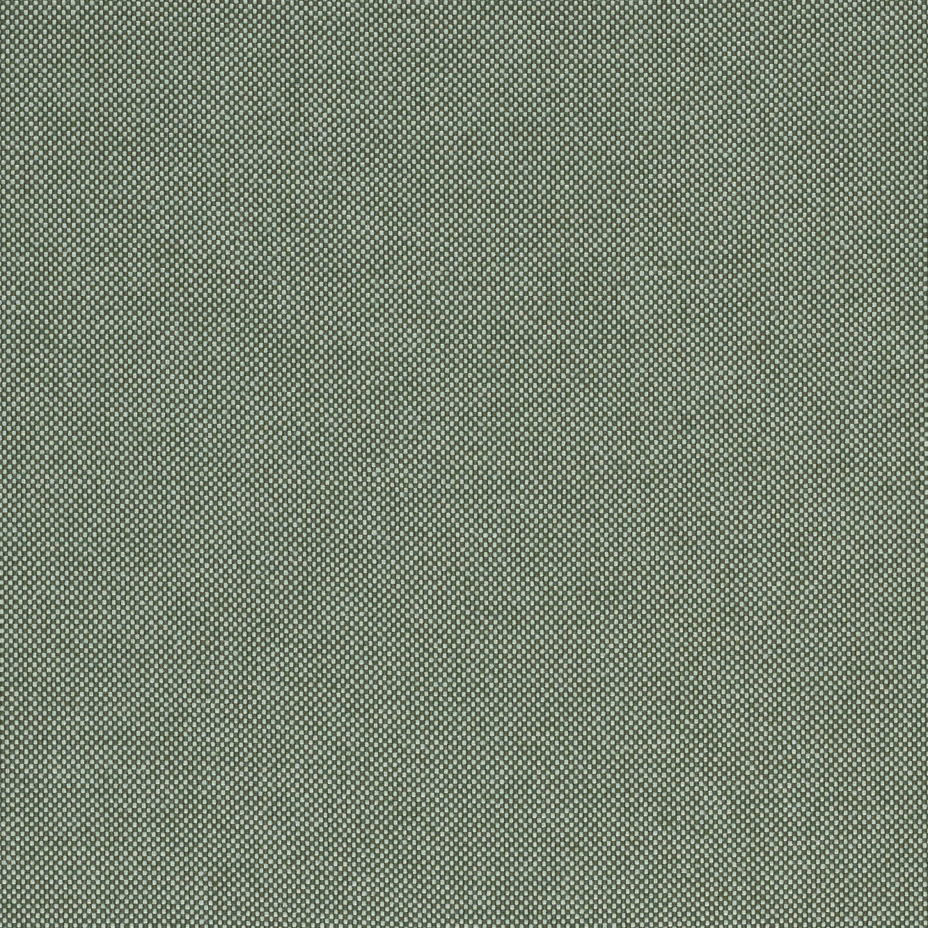 943