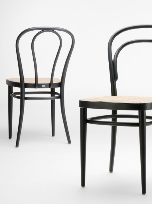 Lassen Sie sich inspirieren: THONET 218 | Holzstuhl-Klassiker von 1876