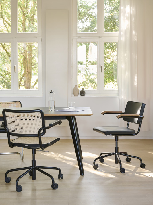 Lassen Sie sich inspirieren: THONET 1500 | Tisch 1545
