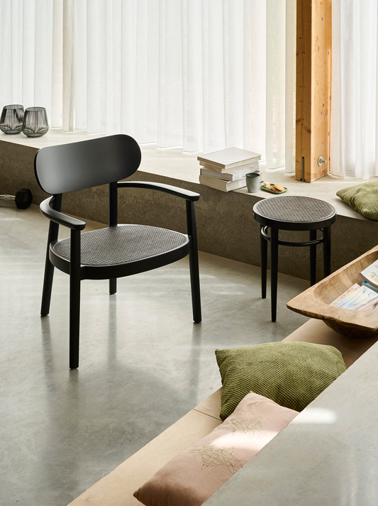 Lassen Sie sich inspirieren: THONET 204 RH | Barhocker 204 RH aus Bugholz